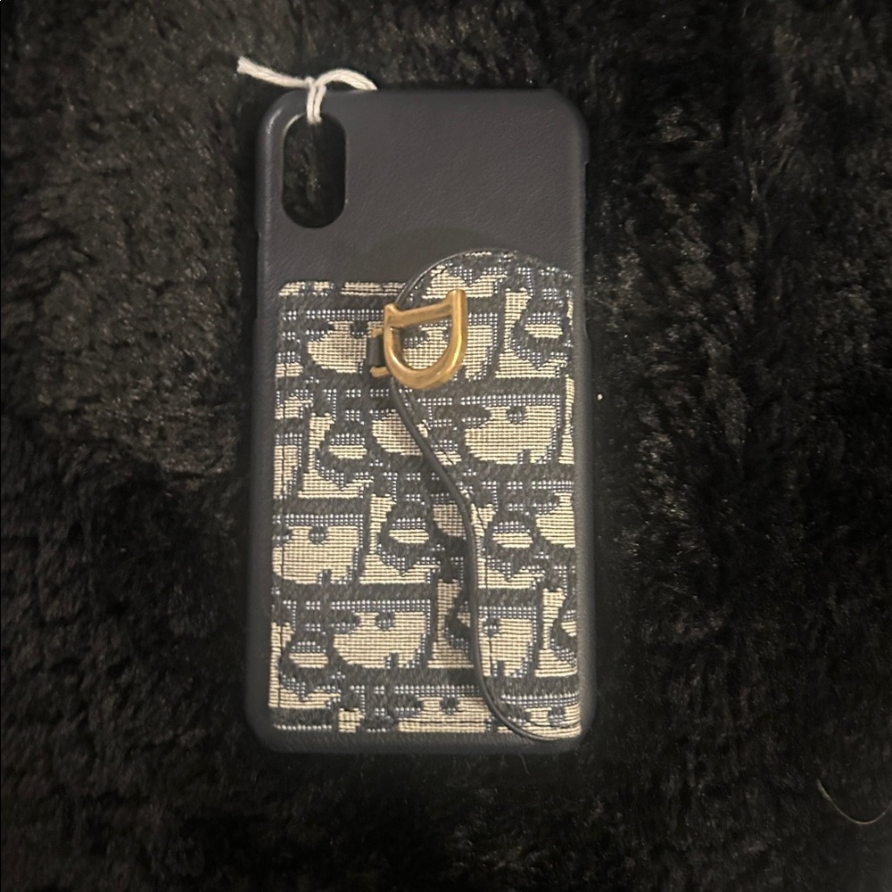Dior Black and Gold Phone Case - Picture 7 of 9